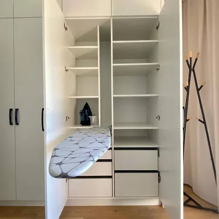 Premium With Free Parking Near Muzeum Powstania شقة وارسو